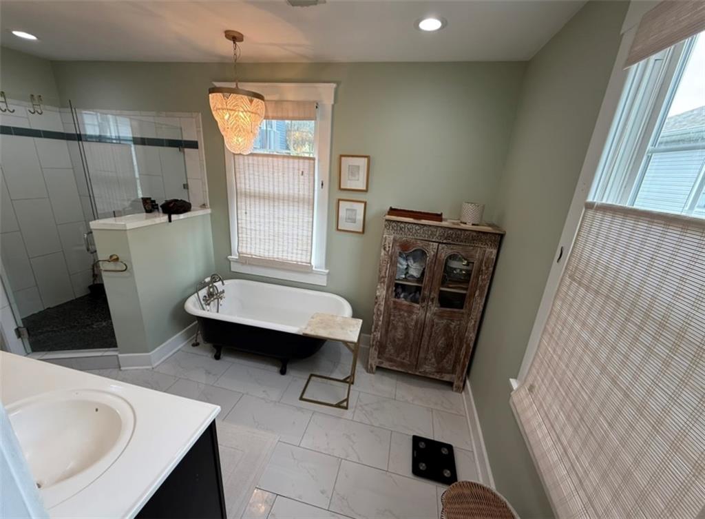 New Orleans, Louisiana 70125, United States, 1 Bedroom Bedrooms, ,2 BathroomsBathrooms,Residential,Active,194715