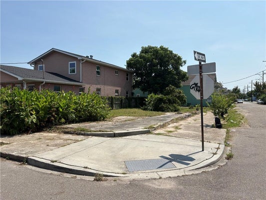 1345 ANNETTE ST, NEW ORLEANS, LA 70116 - Image 2c1784ec4e20b993bfb389e8e36aef59/2555246618