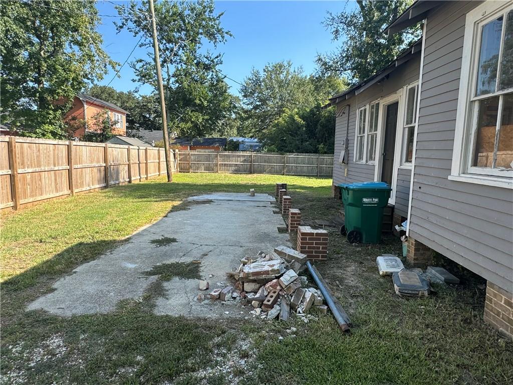 Ponchatoula, Louisiana 70454, United States, 2 Bedrooms Bedrooms, ,1 BathroomBathrooms,Residential,Pending,46794