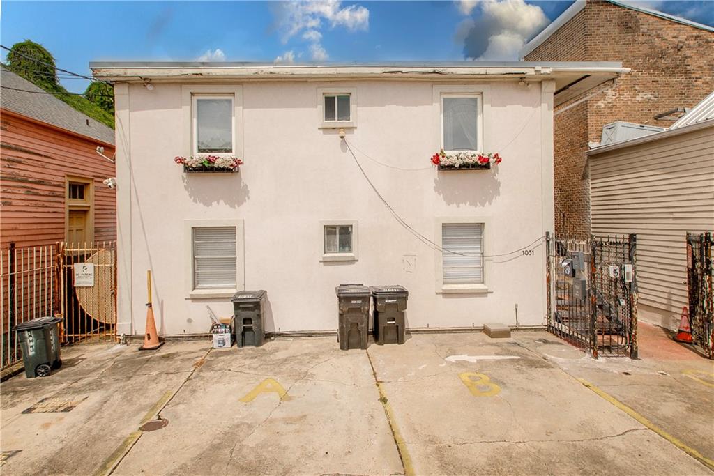 1031 HENRIETTE DELILLE Street