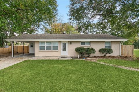 2872 SLIDELL Avenue Slidell LA 70458