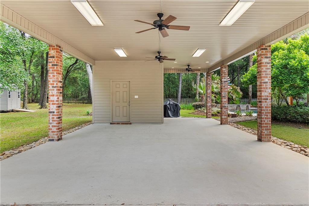 108 SECLUDED FOREST Way