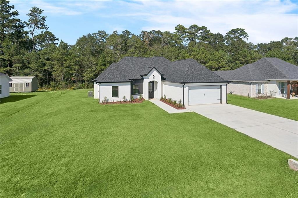 Ponchatoula, Louisiana 70454, United States, 4 Bedrooms Bedrooms, ,3 BathroomsBathrooms,Residential,Active,229267