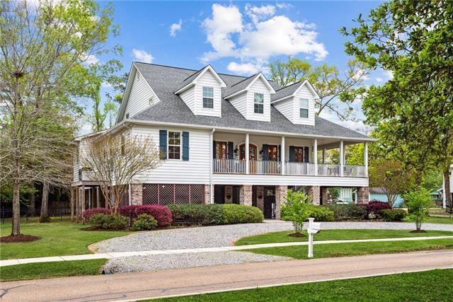 301 W BEACH Parkway