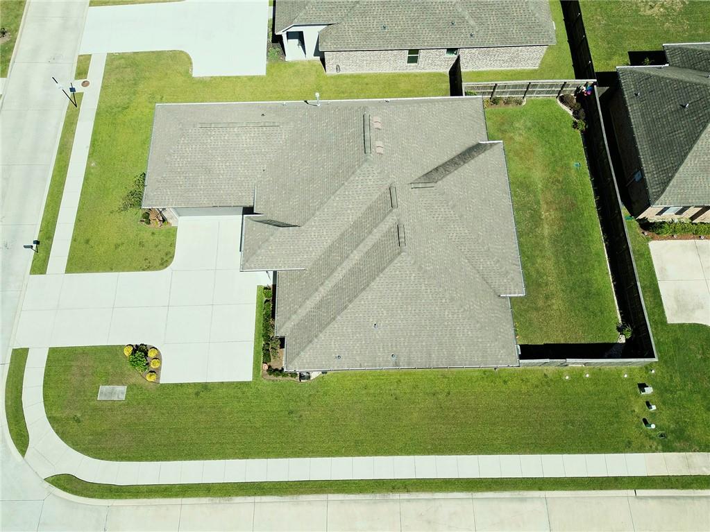 100 KINGSWOOD Avenue