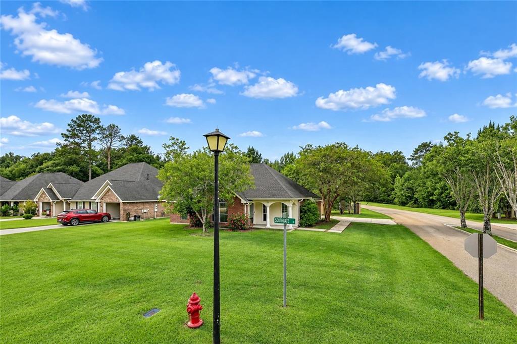148 S GATE Drive