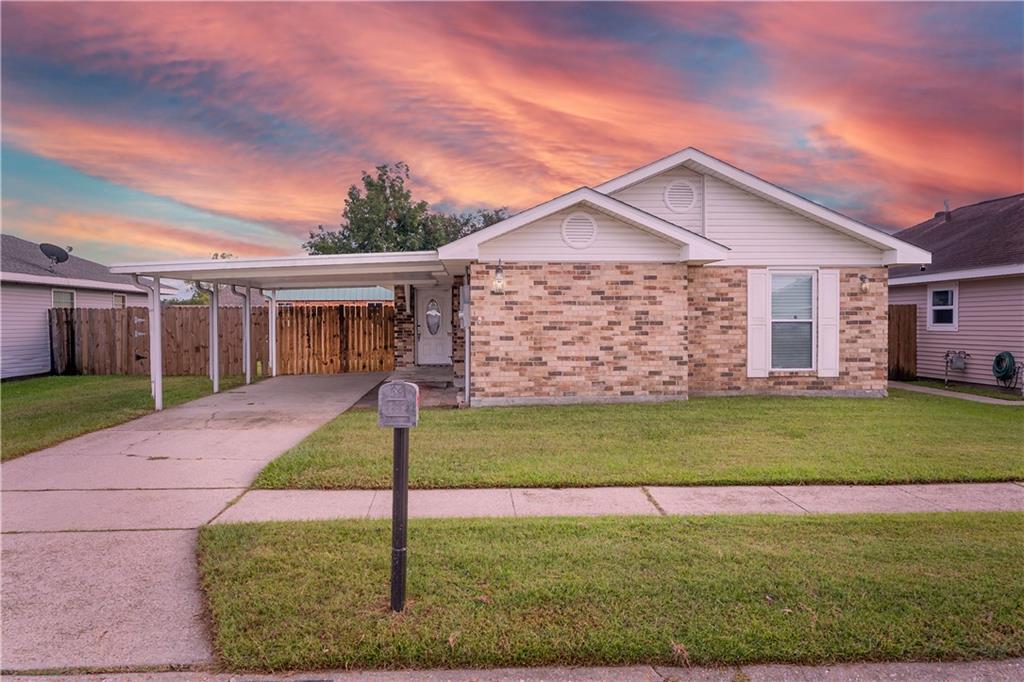 2541 RUE JESANN Drive