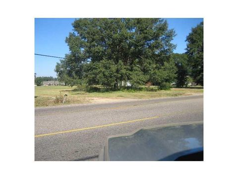 VETERANS Avenue Hammond LA 70403