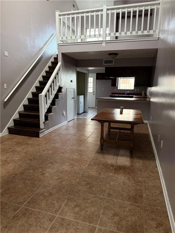 83 STANTON HALL Drive