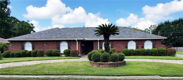 1700 TRANSCONTINENTAL DR, METAIRIE, LA 70001 - Image 2dcf68b18f765a6a81956bb29d5a3f22/182988045