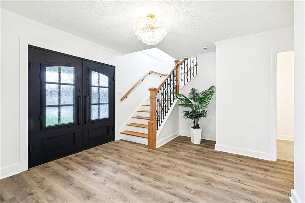 47 CHATEAU TRIANON Drive