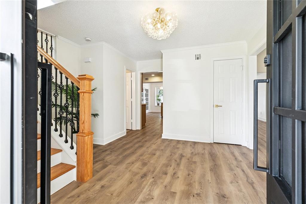 47 CHATEAU TRIANON Drive