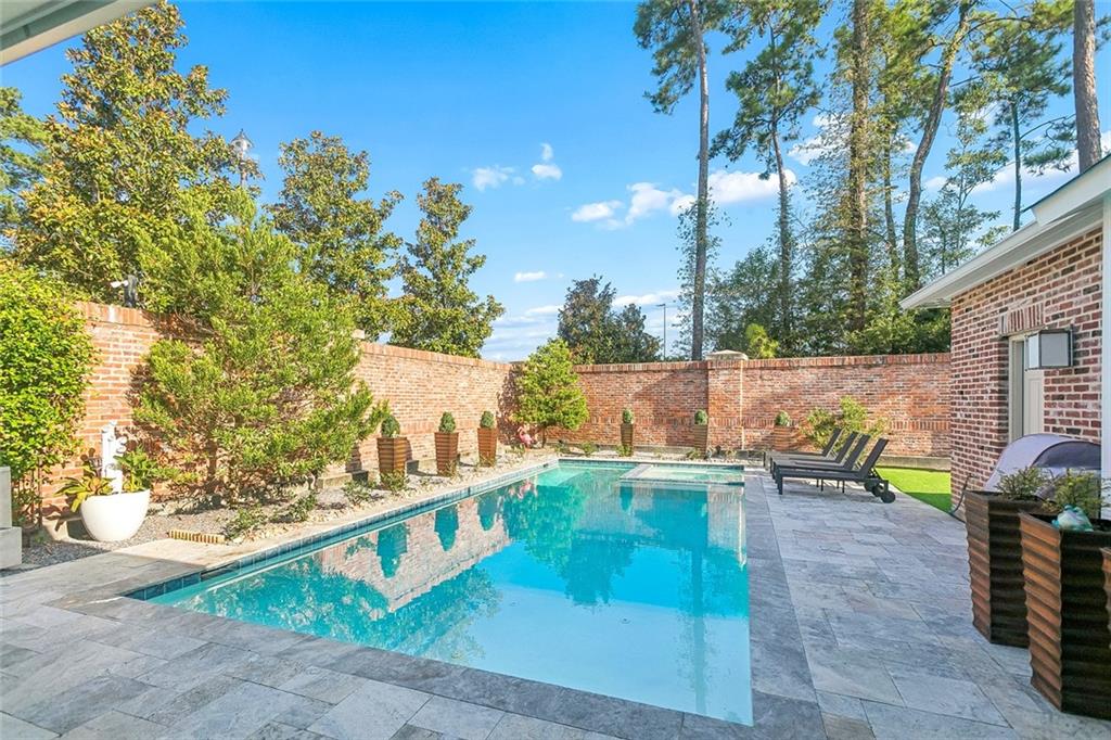 1101 DELTA Lane