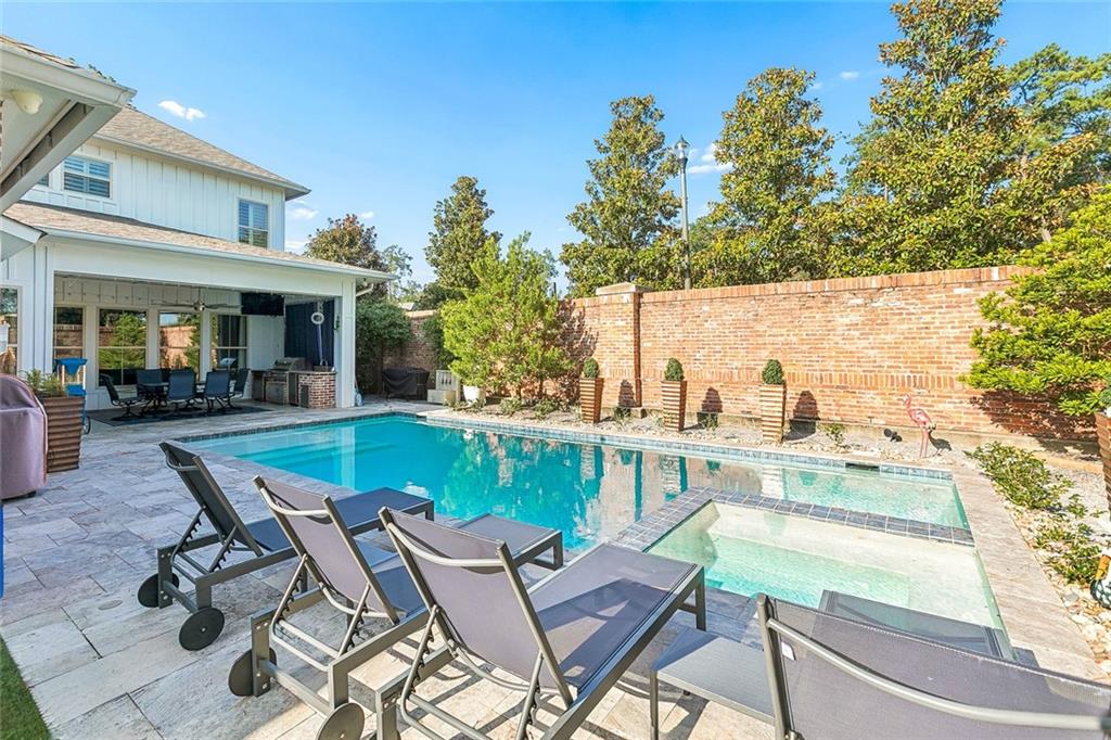1101 DELTA Lane