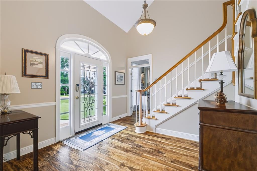 88 LONGWOOD Drive