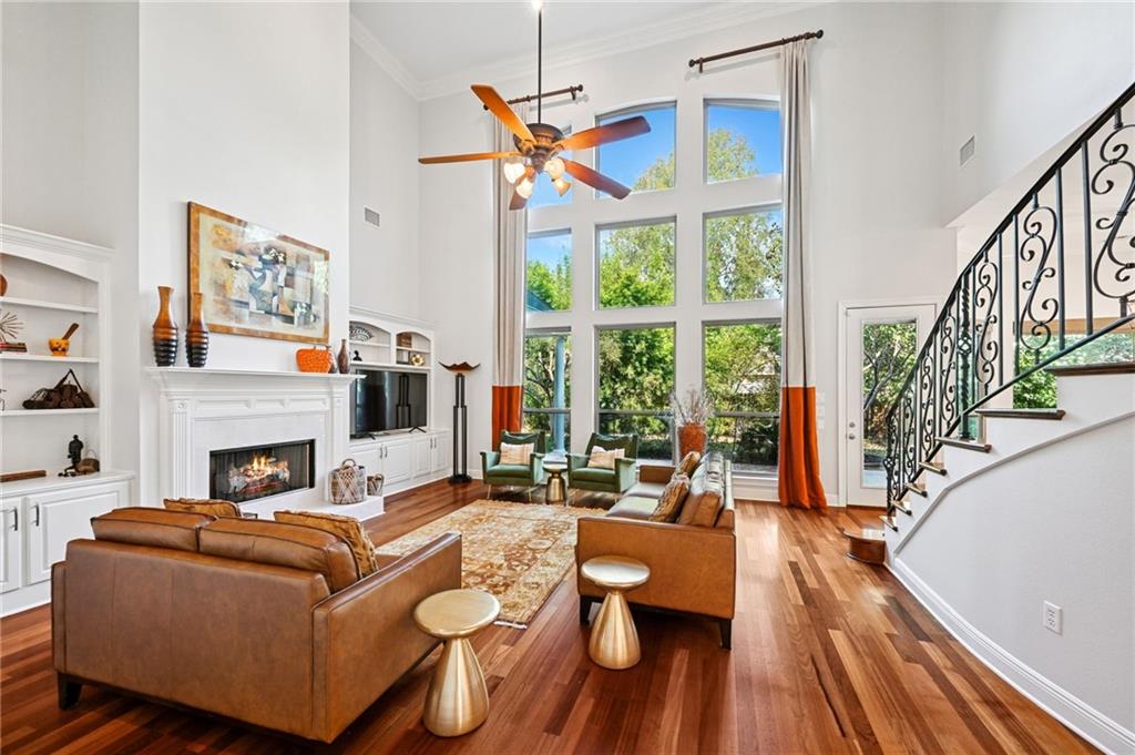 340 SANDALWOOD Drive