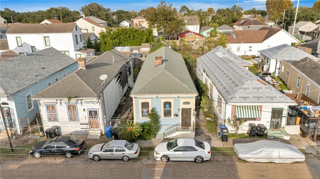 2017 GOVERNOR NICHOLLS Street