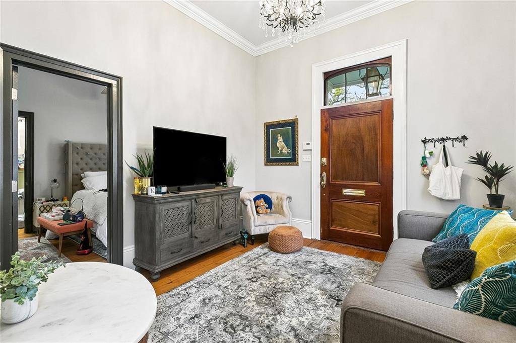 1027 WASHINGTON Avenue A