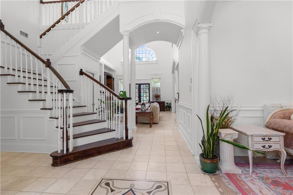 5907 BERKLEY Drive