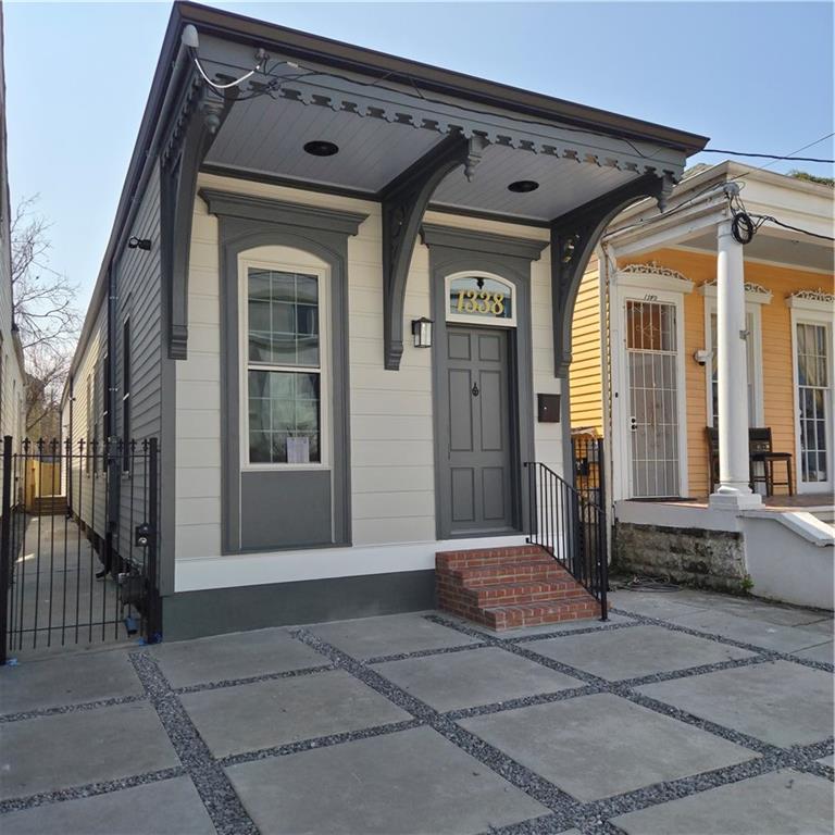 1338 KERLEREC Street