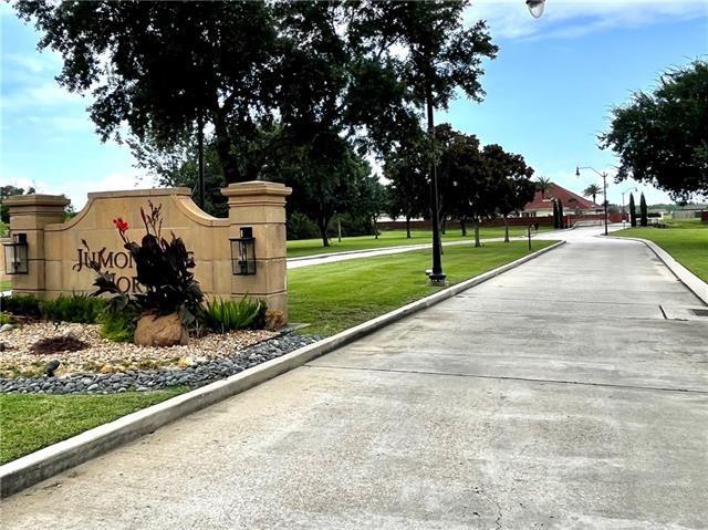 3104 RUE MARCELLE Drive
