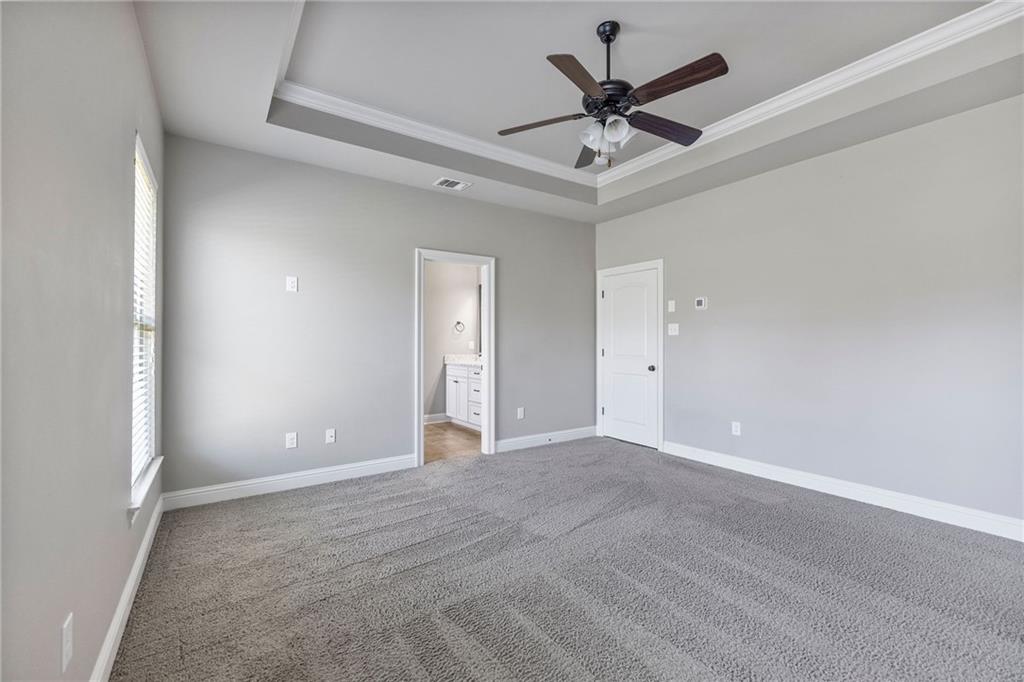 Hammond, Louisiana 70403, United States, 5 Bedrooms Bedrooms, ,2 BathroomsBathrooms,Residential,Pending,86884