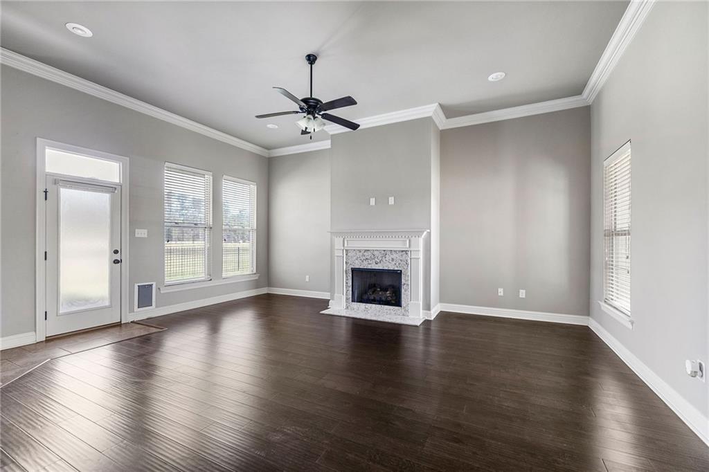 Hammond, Louisiana 70403, United States, 5 Bedrooms Bedrooms, ,2 BathroomsBathrooms,Residential,Pending,86884