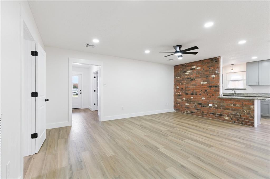 213 LASALLE Drive