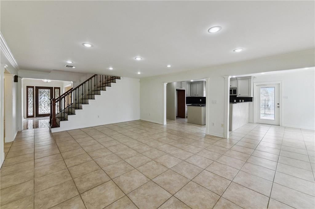 105 CHATEAU LATOUR Drive