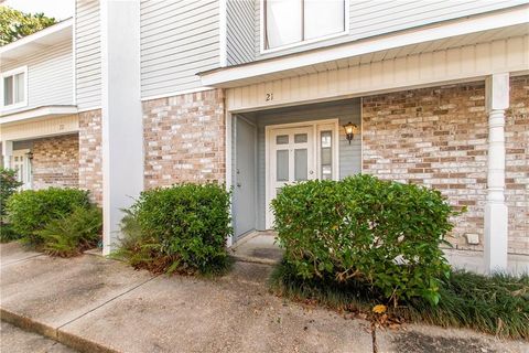 382 FAIRWAY DR Drive 21 La Place LA 70068