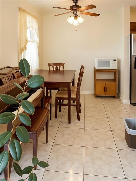 1221 LOCH LOMAND Drive