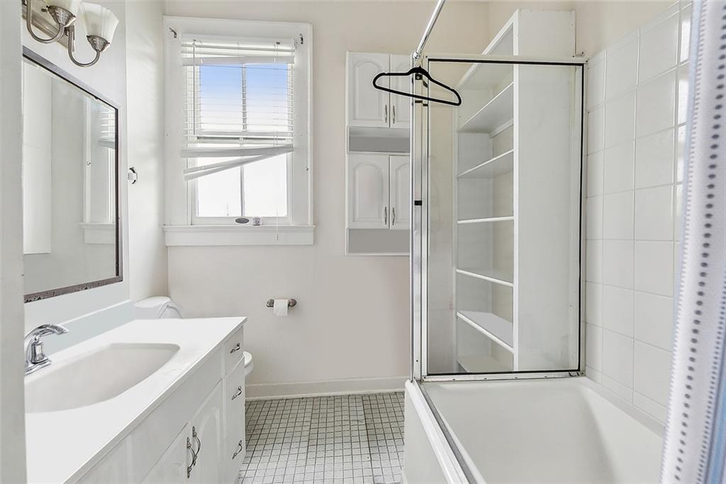 New Orleans, Louisiana 70118, United States, 6 Bedrooms Bedrooms, ,6 BathroomsBathrooms,Residential,Active,8316