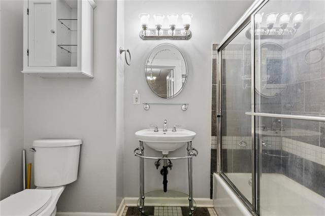 New Orleans, Louisiana 70118, United States, 6 Bedrooms Bedrooms, ,6 BathroomsBathrooms,Residential,Active,8316