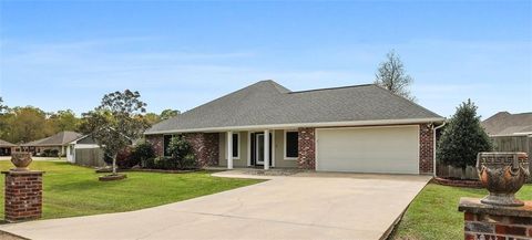 11497 AUTUMN BROOK Drive Ponchatoula LA 70454