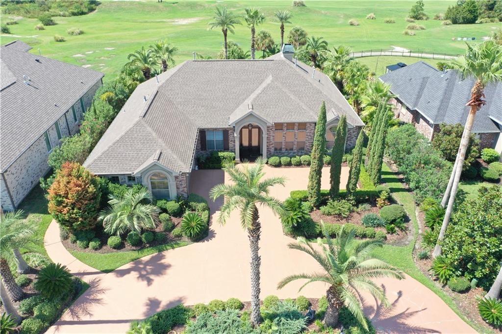 257 E AUGUSTA Lane
