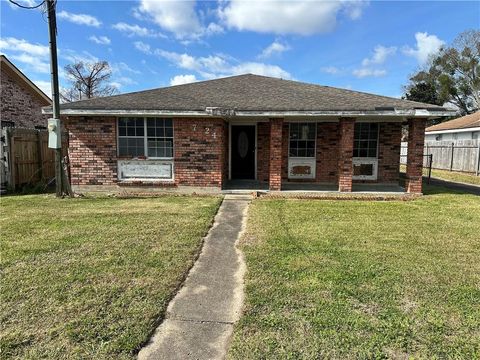 7524 DANIEL Drive New Orleans LA 70127