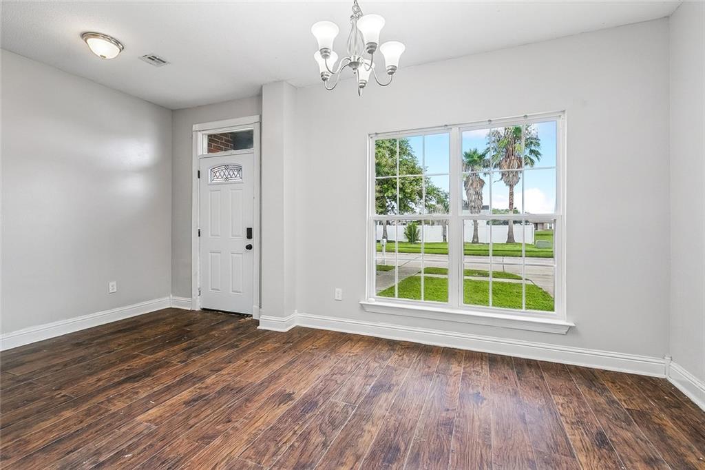 3509 VAN CLEAVE Drive