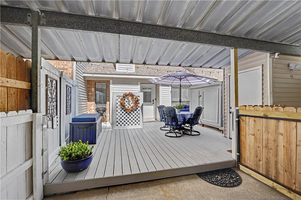 120 PINERIDGE ST W Street 120