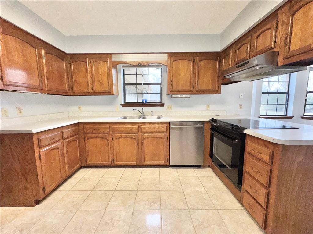 45359 TANGLEWOOD Drive