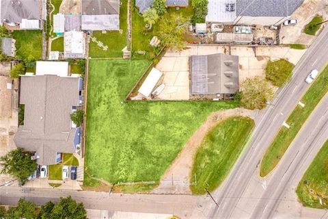 9225 JEFFERSON Highway River Ridge LA 70123