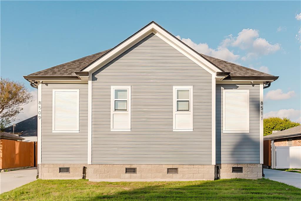 8509 11 REGIMENT Drive