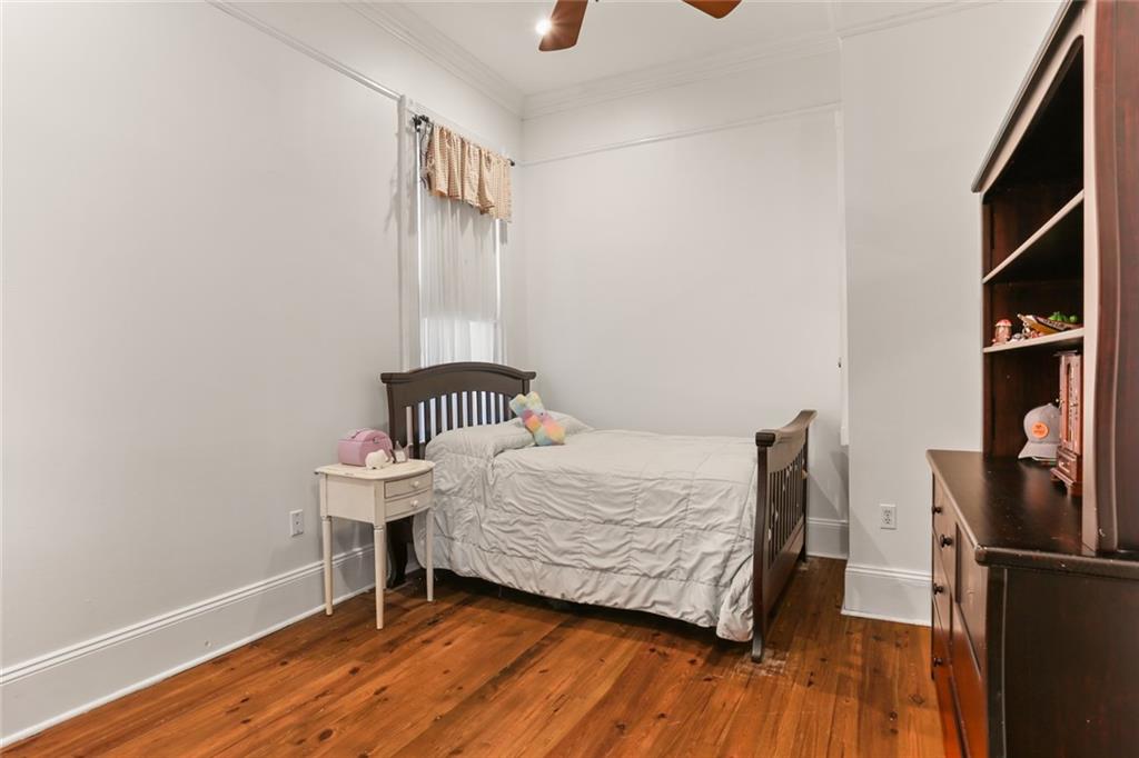 New Orleans, Louisiana 70119, United States, 3 Bedrooms Bedrooms, ,3 BathroomsBathrooms,Residential,Pending,61649