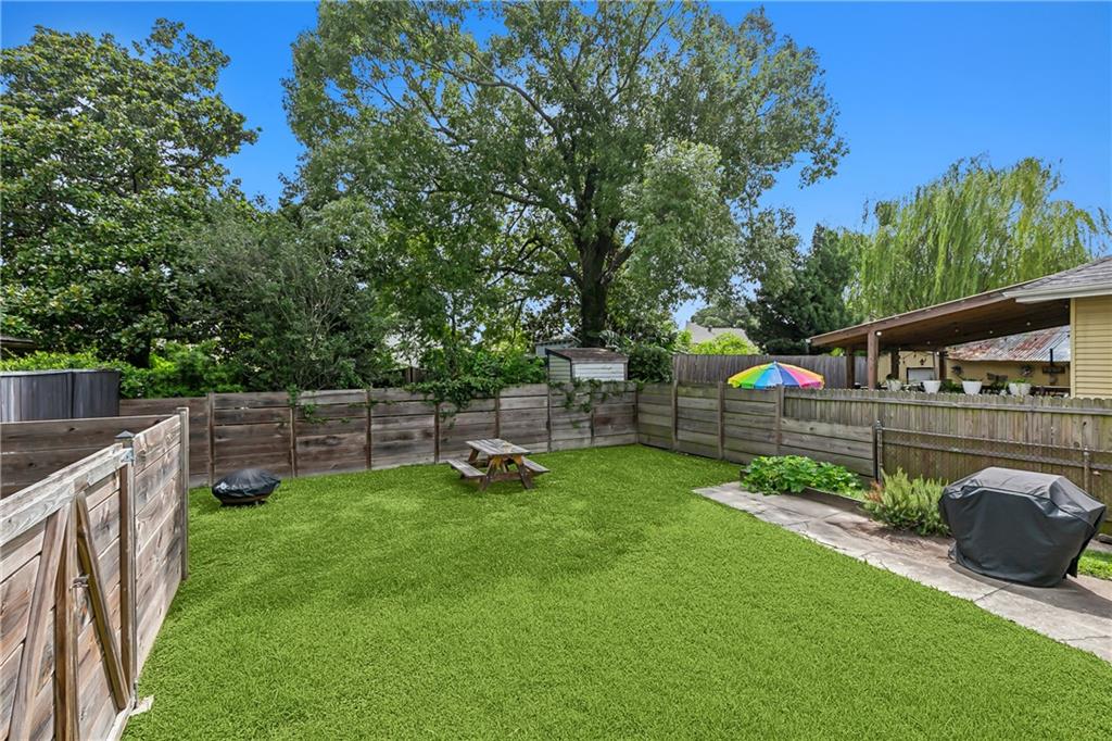 New Orleans, Louisiana 70118, United States, 2 Bedrooms Bedrooms, ,1 BathroomBathrooms,Residential,Active,87926