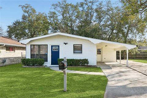 Photo of 2628 CARDINAL Drive, Marrero, LA 70072 (MLS # 2546186)