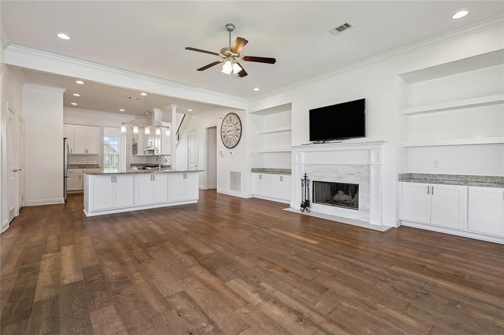 Properties 9563 SUGAR MAPLE Lane