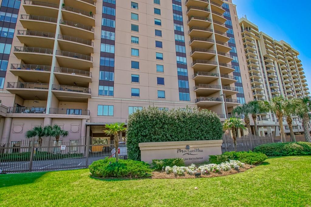232 LAKE MARINA Avenue 4C