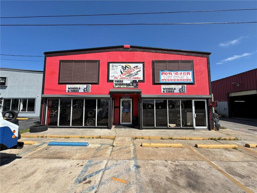 3803 PARIS Road