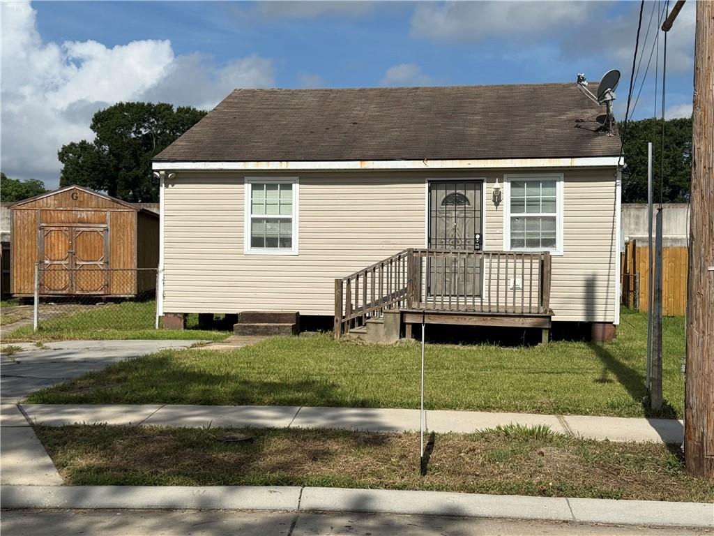 Photo 1 of 19 — 514 WARRINGTON Drive, New Orleans, LA 70122
