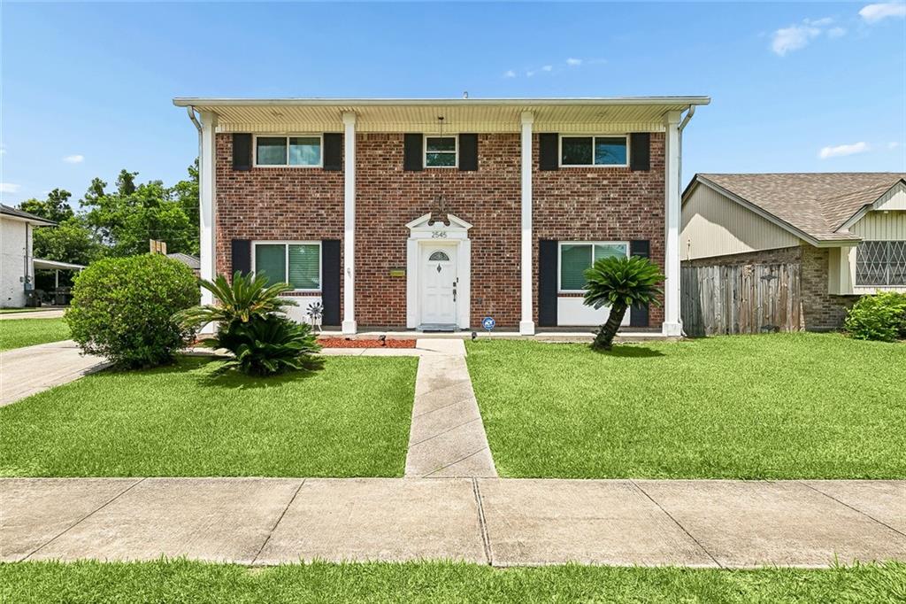 2545 HOLIDAY Drive