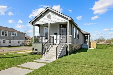 Photo of 2300 FATS DOMINO Avenue, New Orleans, LA 70117 (MLS # 2545683)